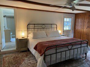 3 bedrooms, desk, free WiFi, bed sheets