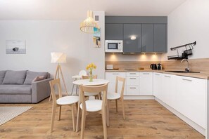 Interior - Comfortable Apartment with Balcony | Spa Area and Parking (Kolobrzeg)