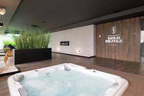 Interior - Comfortable Apartment with Balcony | Spa Area and Parking (Kolobrzeg)