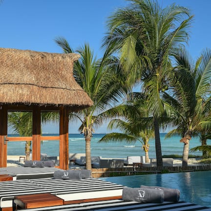 Outdoor pool, open 9:00 AM to 7:00 PM, sun loungers