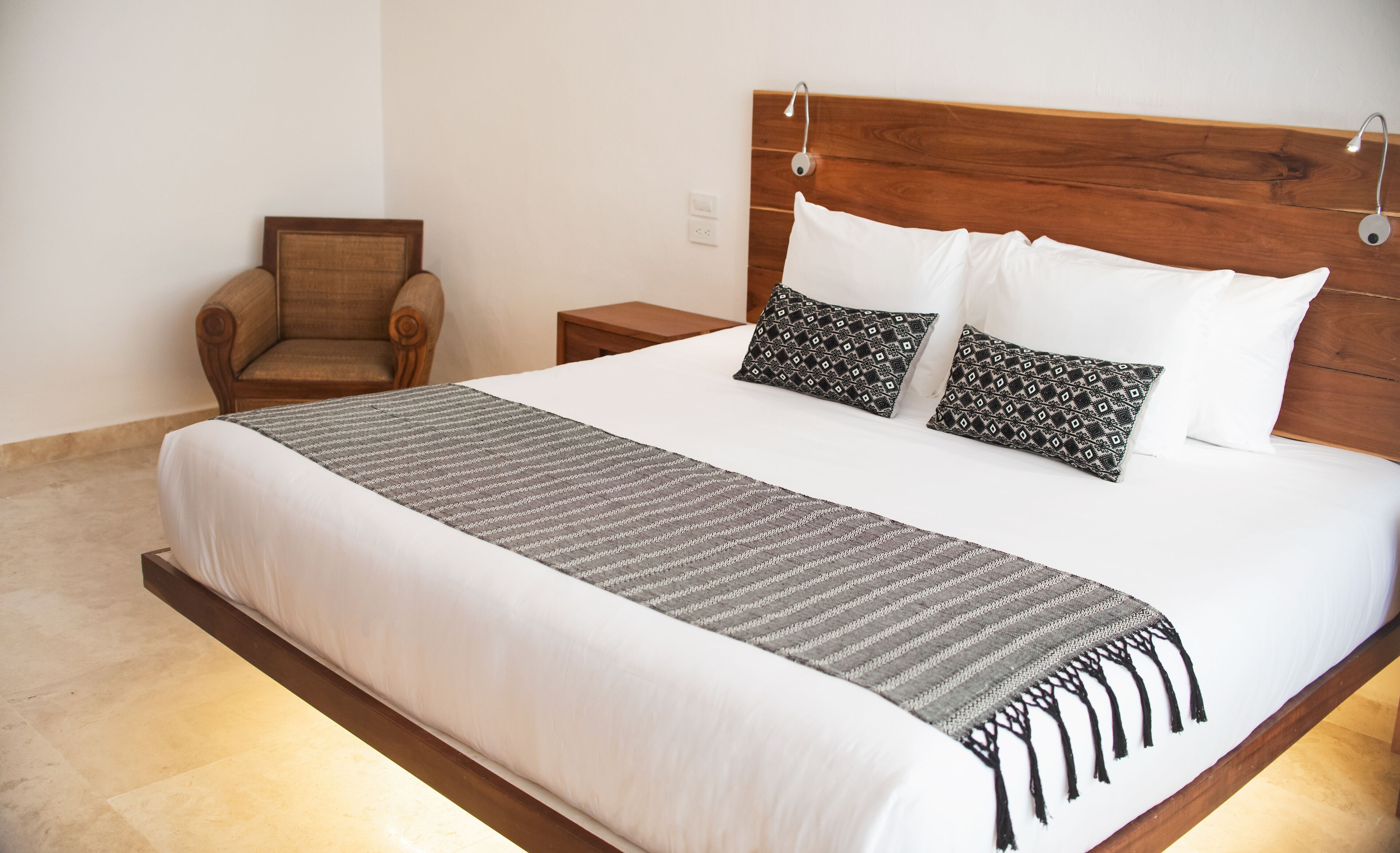 junior suite | 2 bedrooms, egyptian cotton sheets, premium bedding, minibar