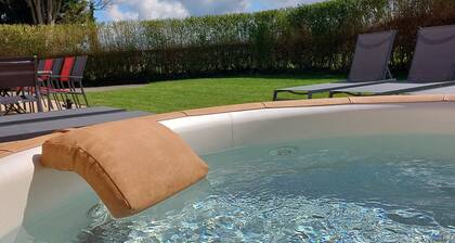 Large, cosy gîte for 12 people, ideal for family holidays
