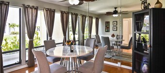 Burnt Store Isles Golf Home, W/Hot Tub/King Bed/Fast WIFI/Unbeatable Location