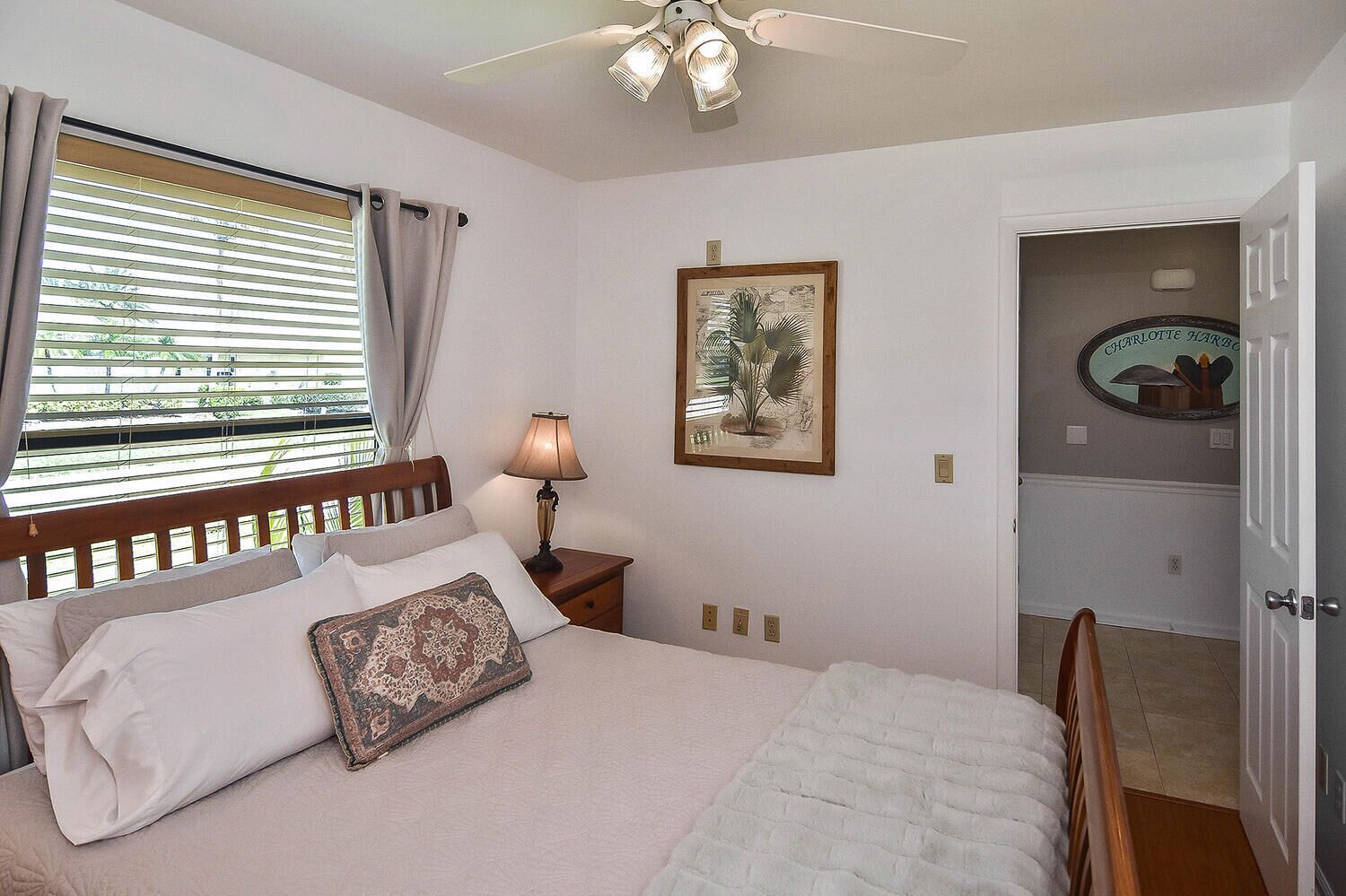 2 bedrooms, desk, iron/ironing board, free WiFi