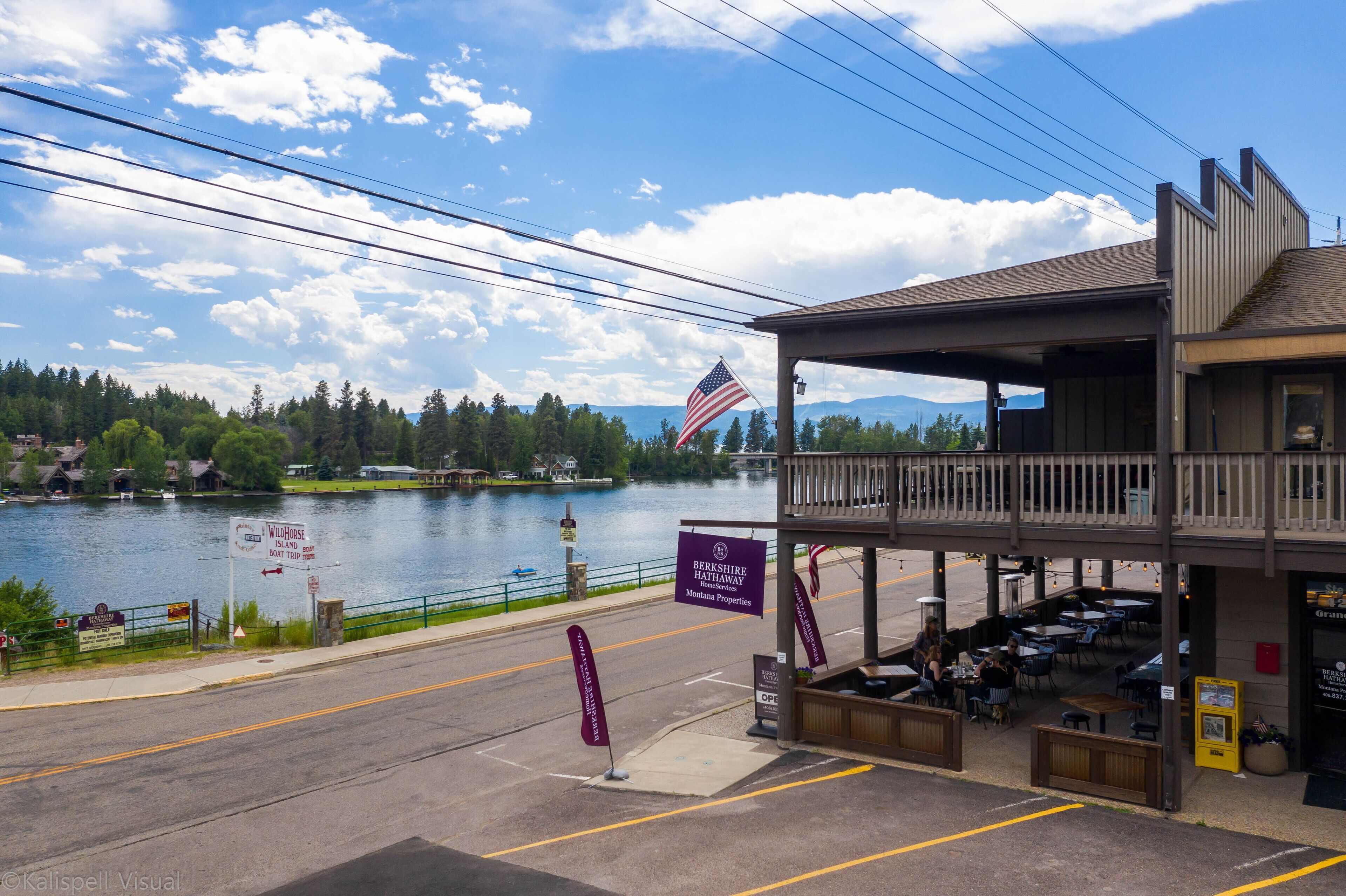 Glieden Lodge Luxury Condo @ The Historical Grand View Building on Bigfork Bay