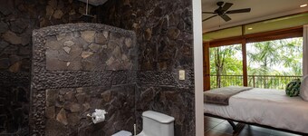 Majestic Mountain and Ocean Views with Wonderful Wildlife-The Rainforest Estate