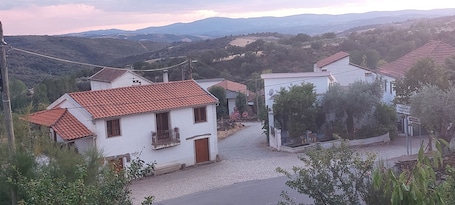 Exterior. Casa do Soto - Rural tourism - A house just for you