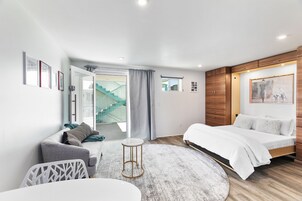 Luxury Studio Suite | Egyptian cotton sheets, premium bedding, memory foam beds