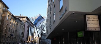 3 bedroom with sauna and terrace next to Town Hall