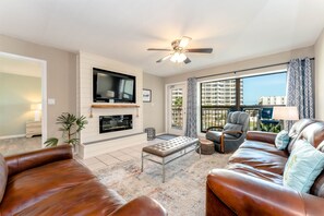 TV, DVD player - Saida IV 407 - Ocean Front, Recently Updated, 3 Pools, Palapa Bar, Incredible Balcony Views (South Padre Island)