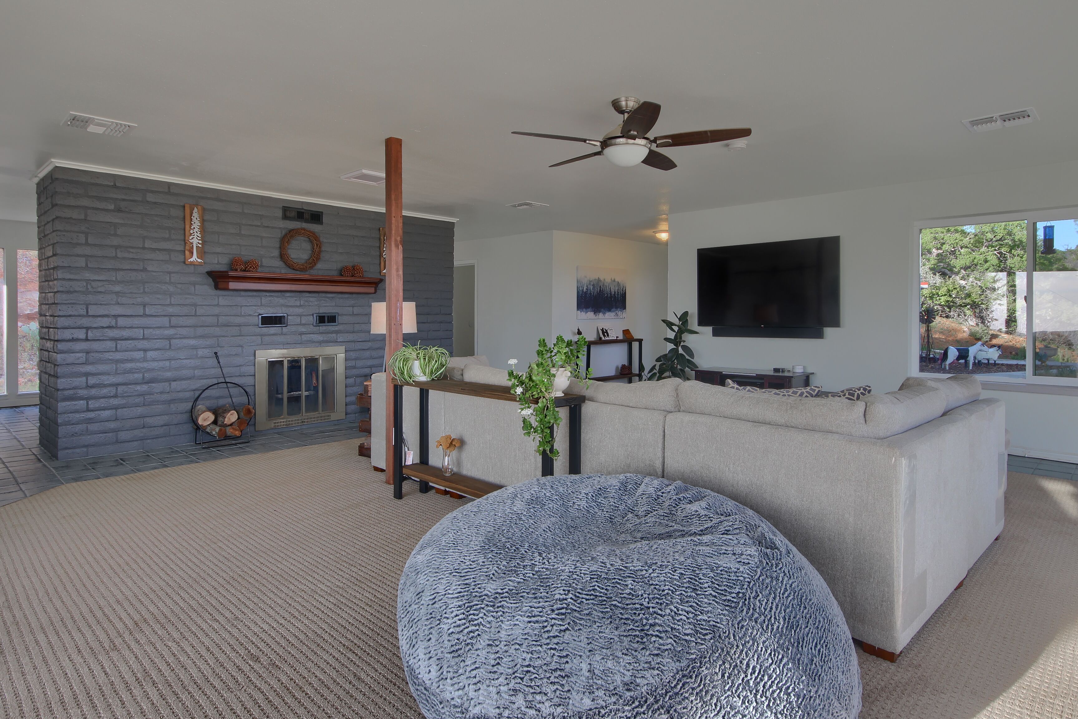 The Most Magical Mystery House with Pool, Hot Tub, Amazing Views, close to Park