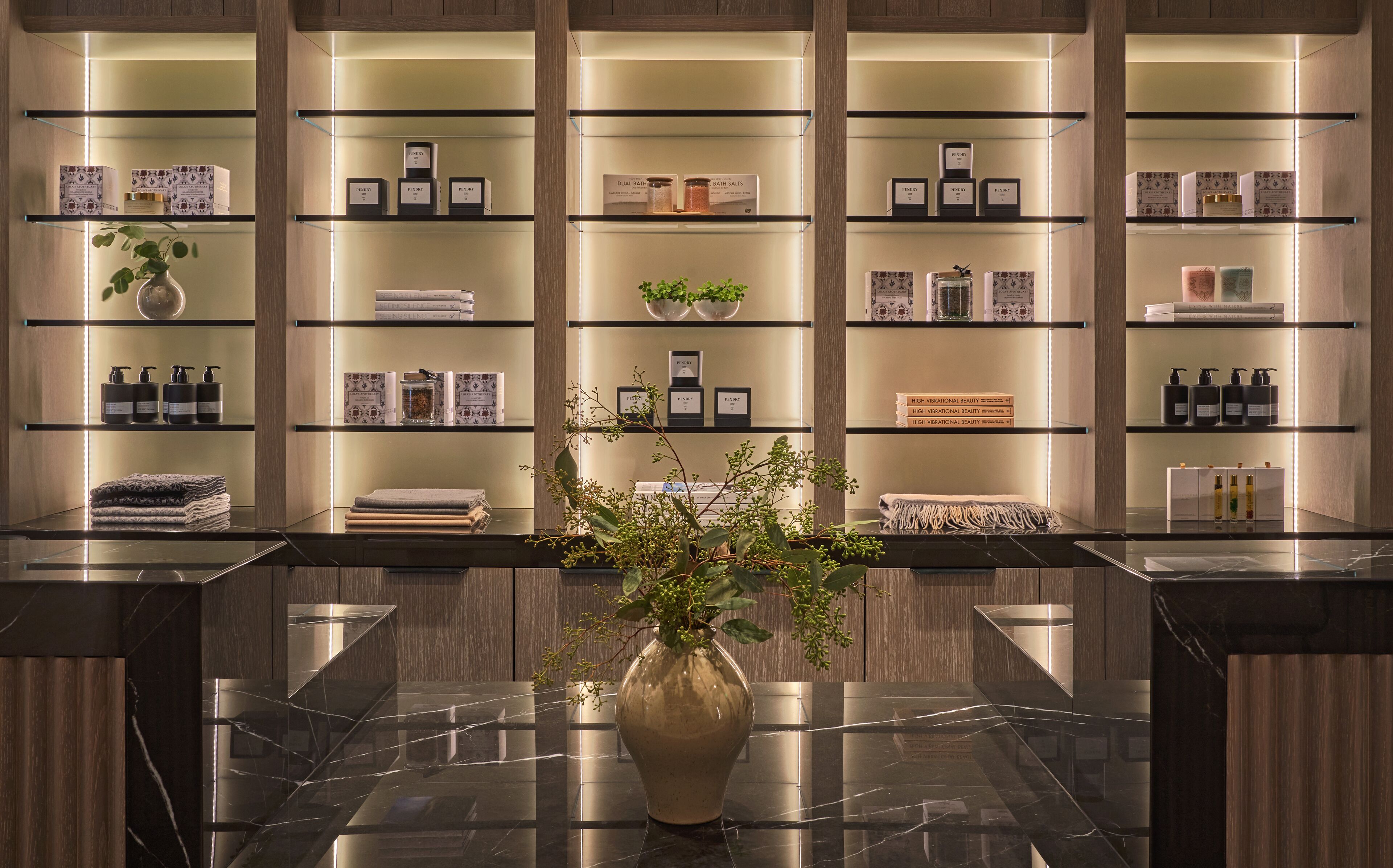 body treatments, aromatherapy, deep-tissue massages, swedish massages