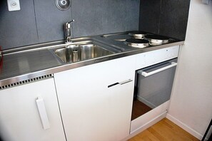 Fridge, oven, stovetop, coffee/tea maker - Central cozy apartment St. Moritz A212 (Sankt Moritz)