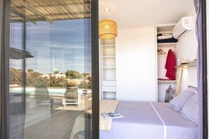 3 slaapkamers, een strijkplank/strijkijzer, wifi, beddengoed