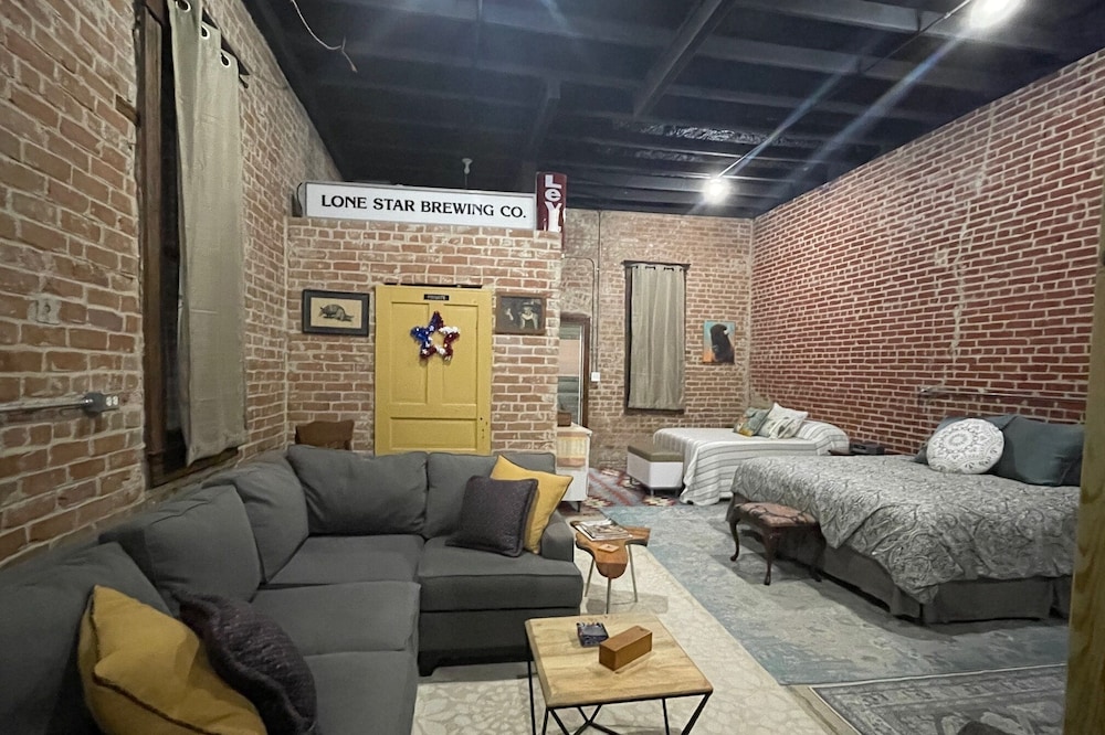 Unique 1870's building with outdoor space to relax