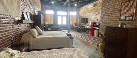 1 slaapkamer, een bureau, gratis wifi, beddengoed