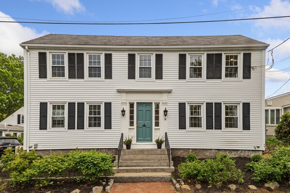 Exterior - Historic Renovation, Walk to Front Beach and Shopping (Rockport)