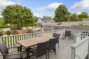 Outdoor dining - Historic Renovation, Walk to Front Beach and Shopping (Rockport)