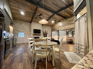 Dining - Elegant Country Cottage (Crawford)