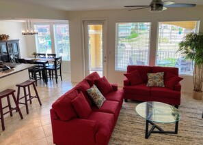 TV - Town home in the Marina  38 HT (Laguna Vista)