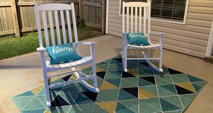 Peaceful 4 BR/2Ba home with Wifi