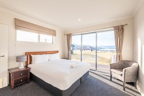 3 chambres, fer et planche à repasser, Wi-Fi gratuit, draps fournis