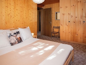 3 Schlafzimmer, Reisekinderbett, kostenloses WLAN