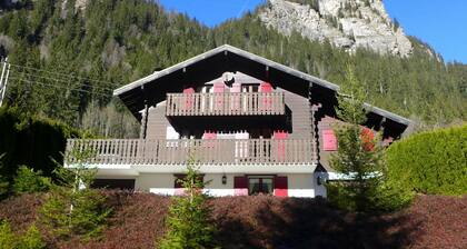 Stunning private villa for 9 guests with WIFI, TV, terrace and panoramic view