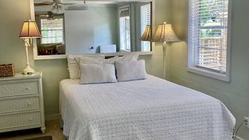 2 多间卧室、熨斗/熨衣板、免费 WiFi、床单