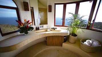 Villa, 1 Bedroom, Ocean View | Bathroom
