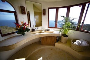 Villa, 1 Bedroom, Ocean View | Bathroom | Shower, rainfall showerhead, bathrobes, towels - Villas del Vigia (Zihuatanejo)