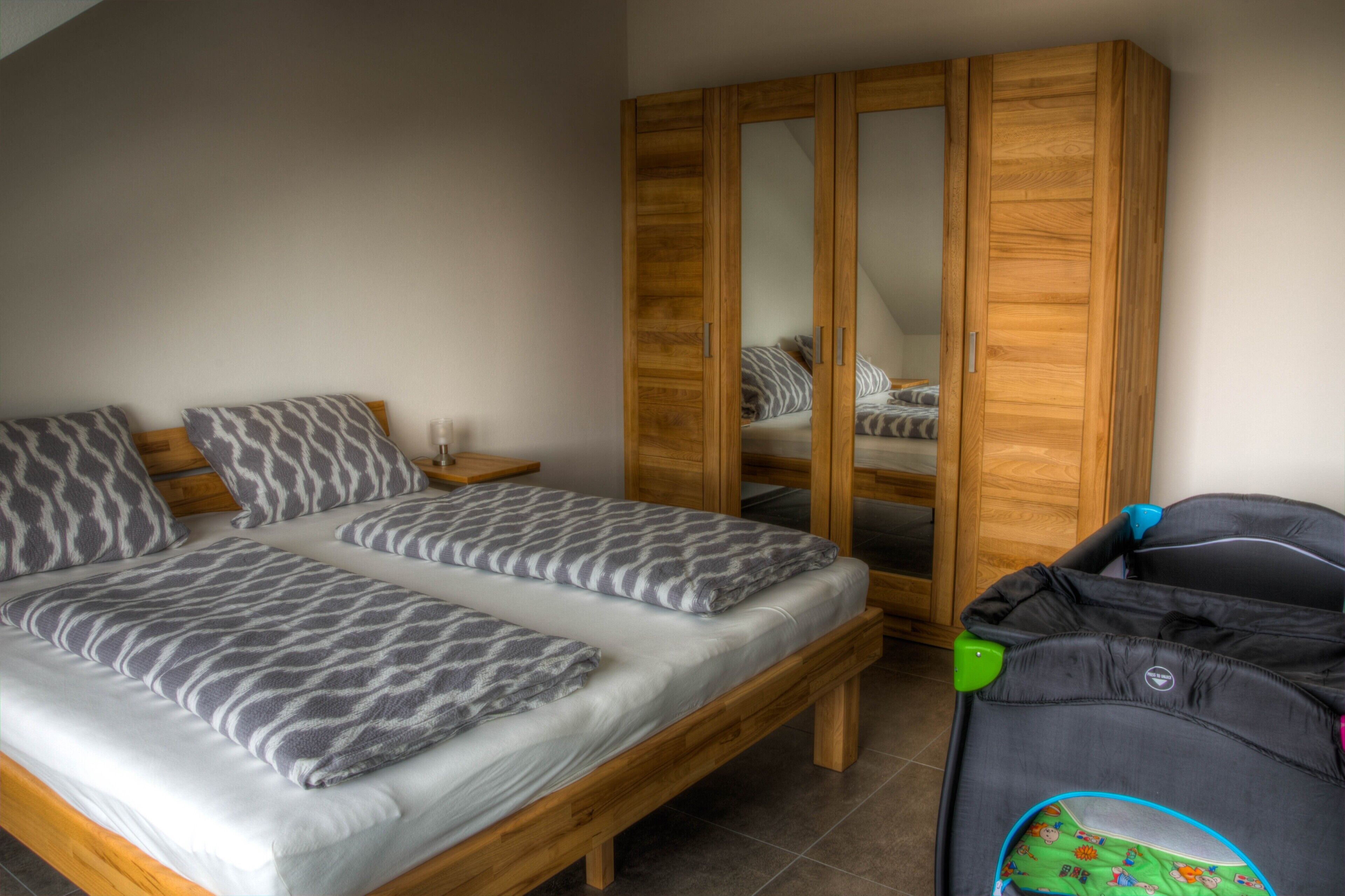 2 chambres, Wi-Fi gratuit, draps fournis