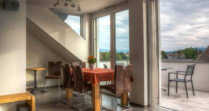 "Alpenblick 3 - Ferienwohnung" mit Bergblick, WLAN & Balkon