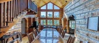 Large Grand Bend Getaway. Swim, Golf, Relax