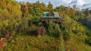 Exterior - Spring Break SALE!  Private Pool, Theater, Game Room, Hot Tub & Amazing Views! (Sevierville)