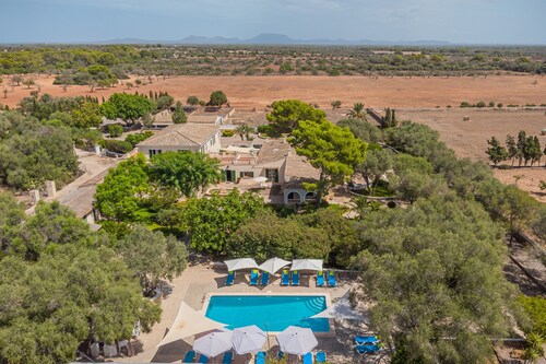 Agrotourism "Els Marsals" with Pool, Wi-Fi, Air Conditioning, Balcony, Terrace & Garden