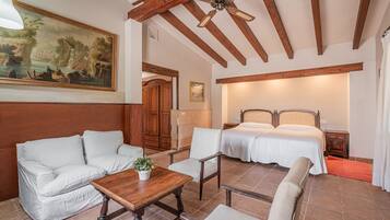 9 slaapkamers, een strijkplank/strijkijzer, gratis wifi, beddengoed