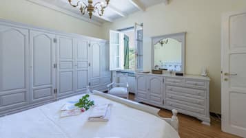 4 Schlafzimmer, Bügeleisen/Bügelbrett, kostenloses WLAN, Bettwäsche