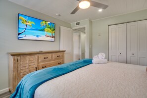 3 bedrooms, hypo-allergenic bedding, iron/ironing board, WiFi