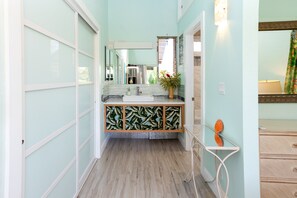 Interior - Tropical Modern Home Minutes From the World’s Most Gorgeous Beaches (Princeville)