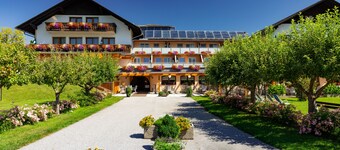 Der Trattner - Trattnerhof酒店＆Schöcklblick酒店