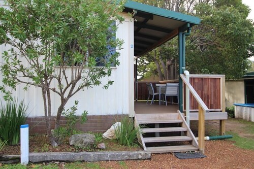Riverscape Cottage No.2 - Riverscape - unit 2 is an easy walk to the Blackwood River and cosy fire place