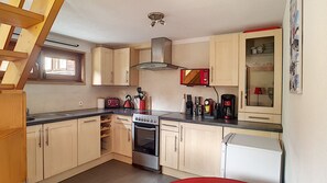 Fridge, microwave, dishwasher, coffee/tea maker
