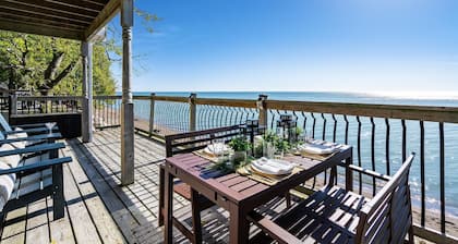 Lakefront w/ Hot Tub + Private Beach | Near Point Pelee