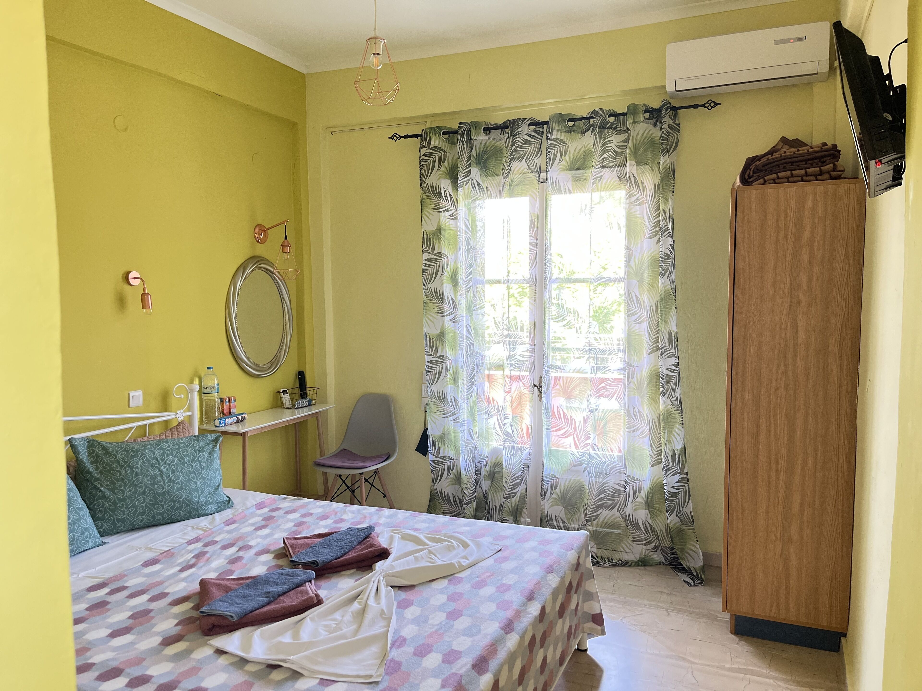 Standard Studio | Iron/ironing board, free WiFi, bed sheets
