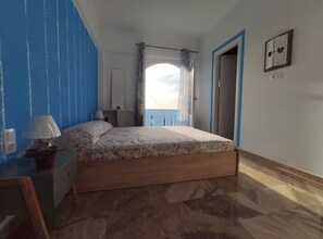 3 chambres, lit parapluie, Wi-Fi gratuit, draps fournis