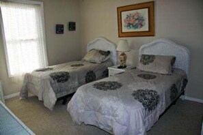 3 bedrooms, Internet