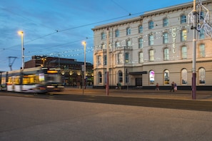 Exterior - Forshaws Hotel โ Blackpool (Blackpool)