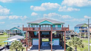 Exterior - The Real Deal: 3  BR, 2  BA House in Port Bolivar, Sleeps 14 (Bolivar Peninsula)
