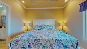 3 bedrooms, free WiFi - The Real Deal: 3  BR, 2  BA House in Port Bolivar, Sleeps 14 (Bolivar Peninsula)